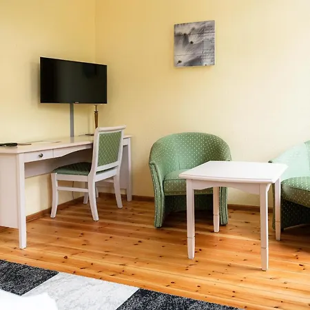 Elbterrasse Woerlitz Szálloda